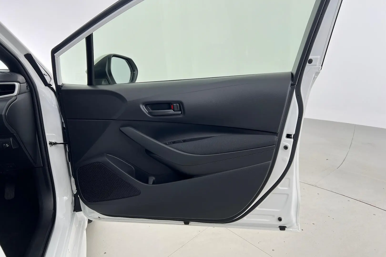 2022 Toyota Corolla Gallery Image 10
