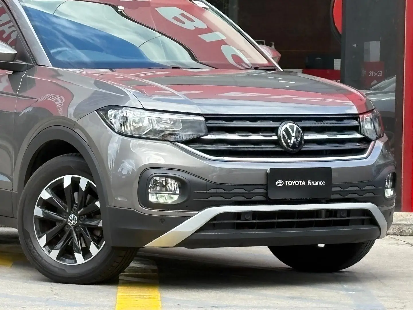 2021 Volkswagen T-Cross Gallery Image 3