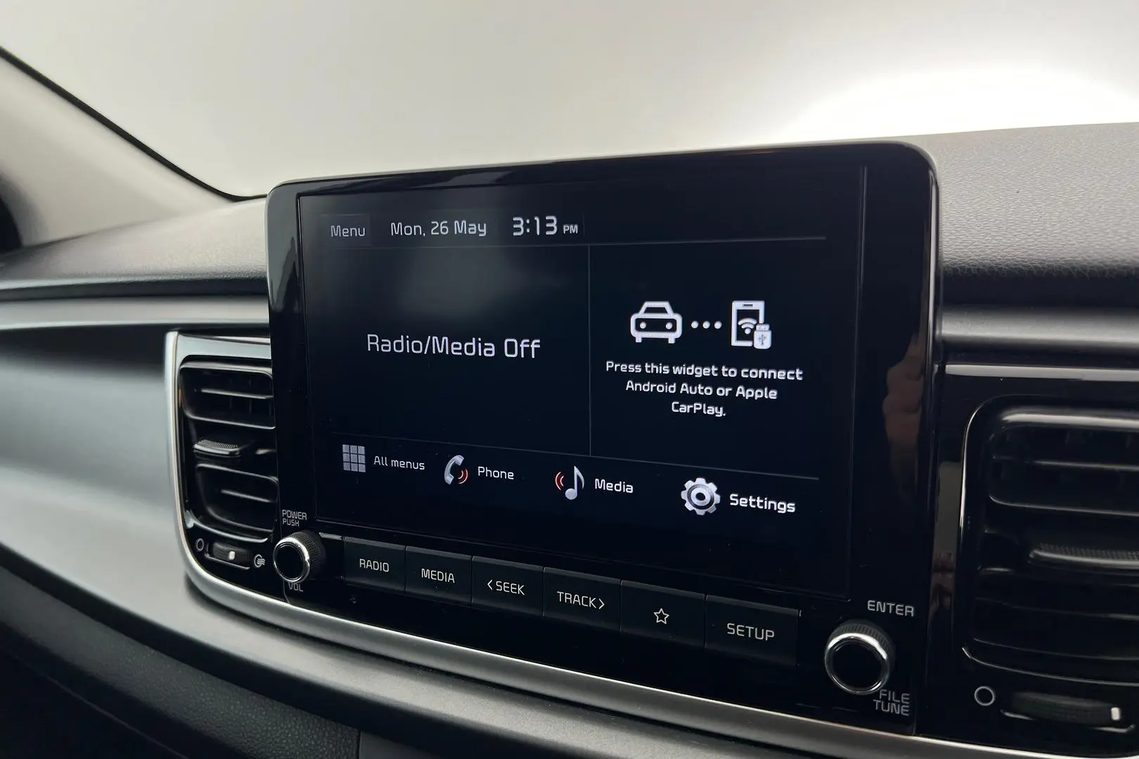 2022 Kia Rio Gallery Image 13