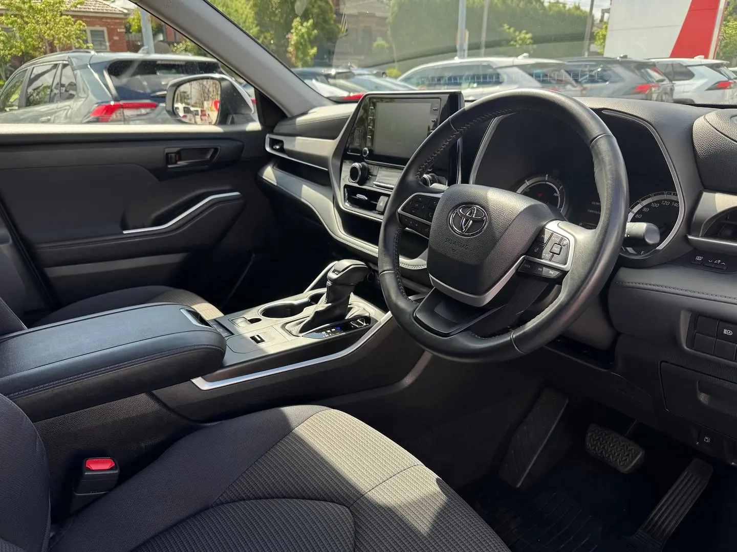 2022 Toyota Kluger Gallery Image 13