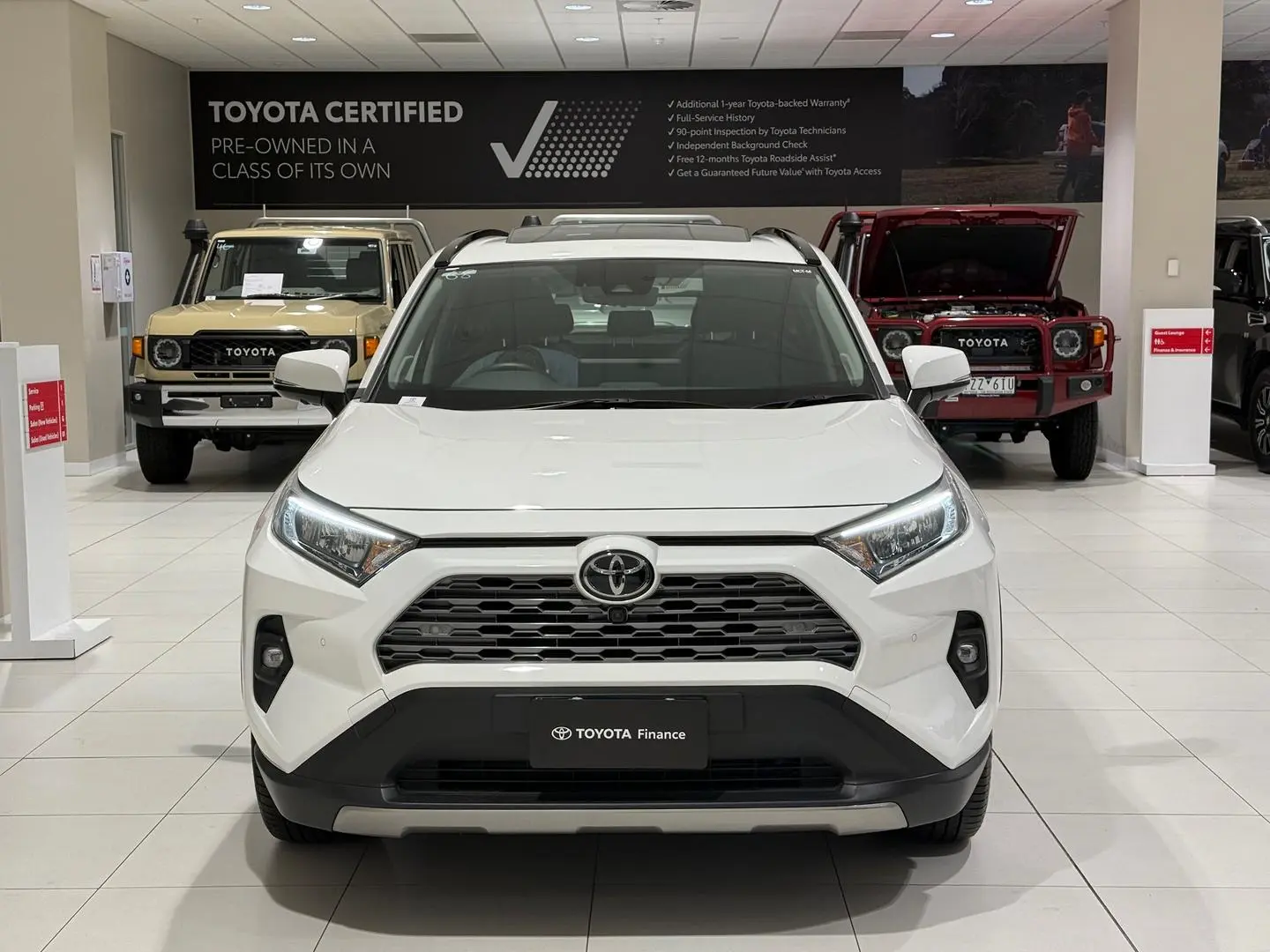 2024 Toyota RAV4 Gallery Image 4