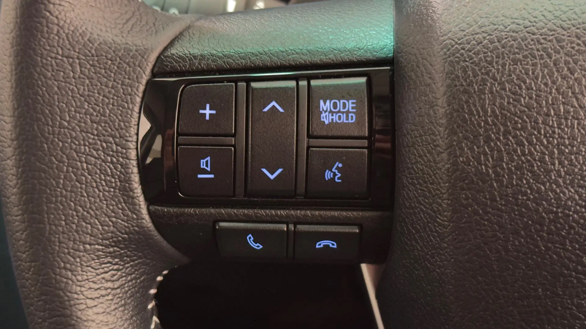 2025 Toyota Fortuner Gallery Image 21