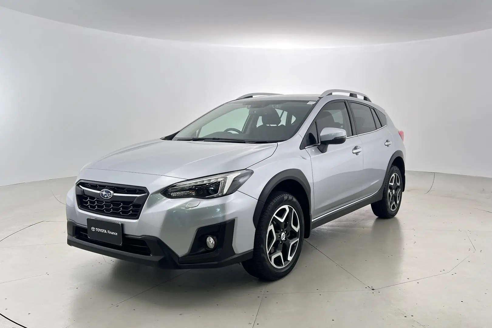 2018 Subaru XV Gallery Image 2