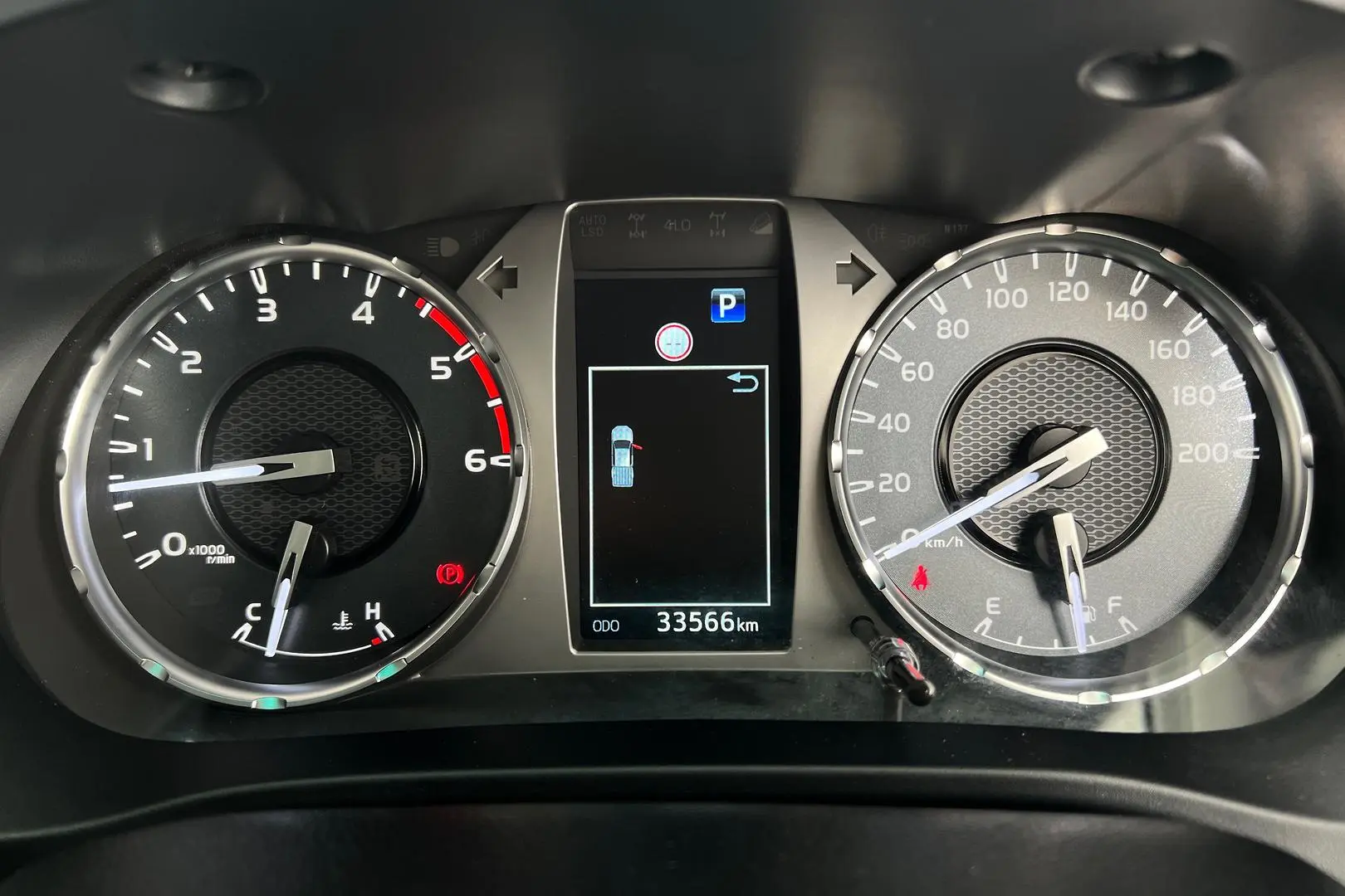 2023 Toyota Hilux Gallery Image 18