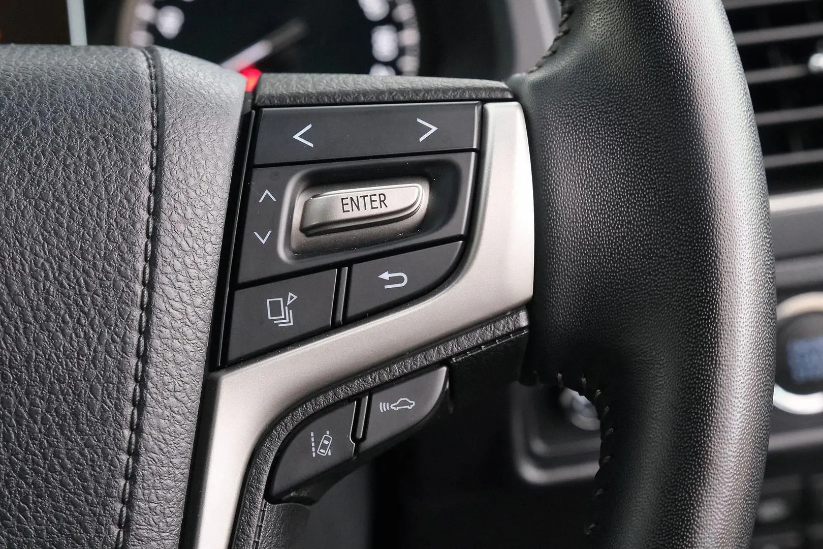 2023 Toyota Landcruiser Prado Gallery Image 16