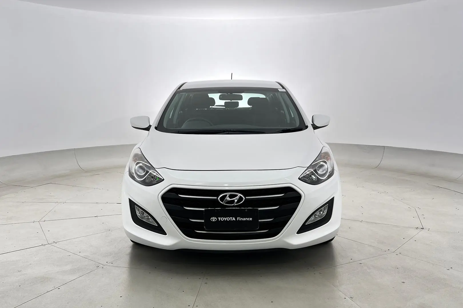 2017 Hyundai I30 Gallery Image 9