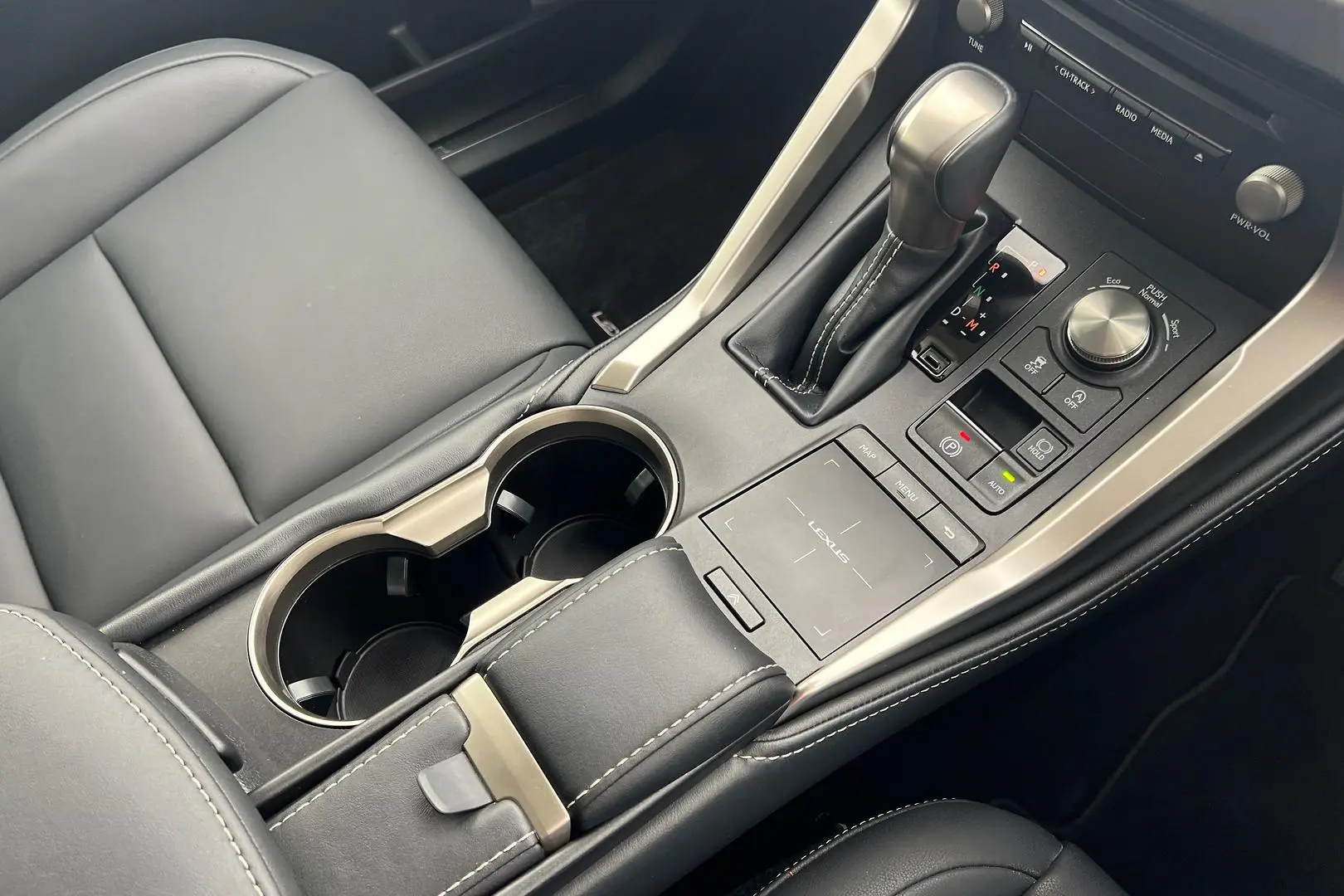 2020 Lexus NX Gallery Image 22
