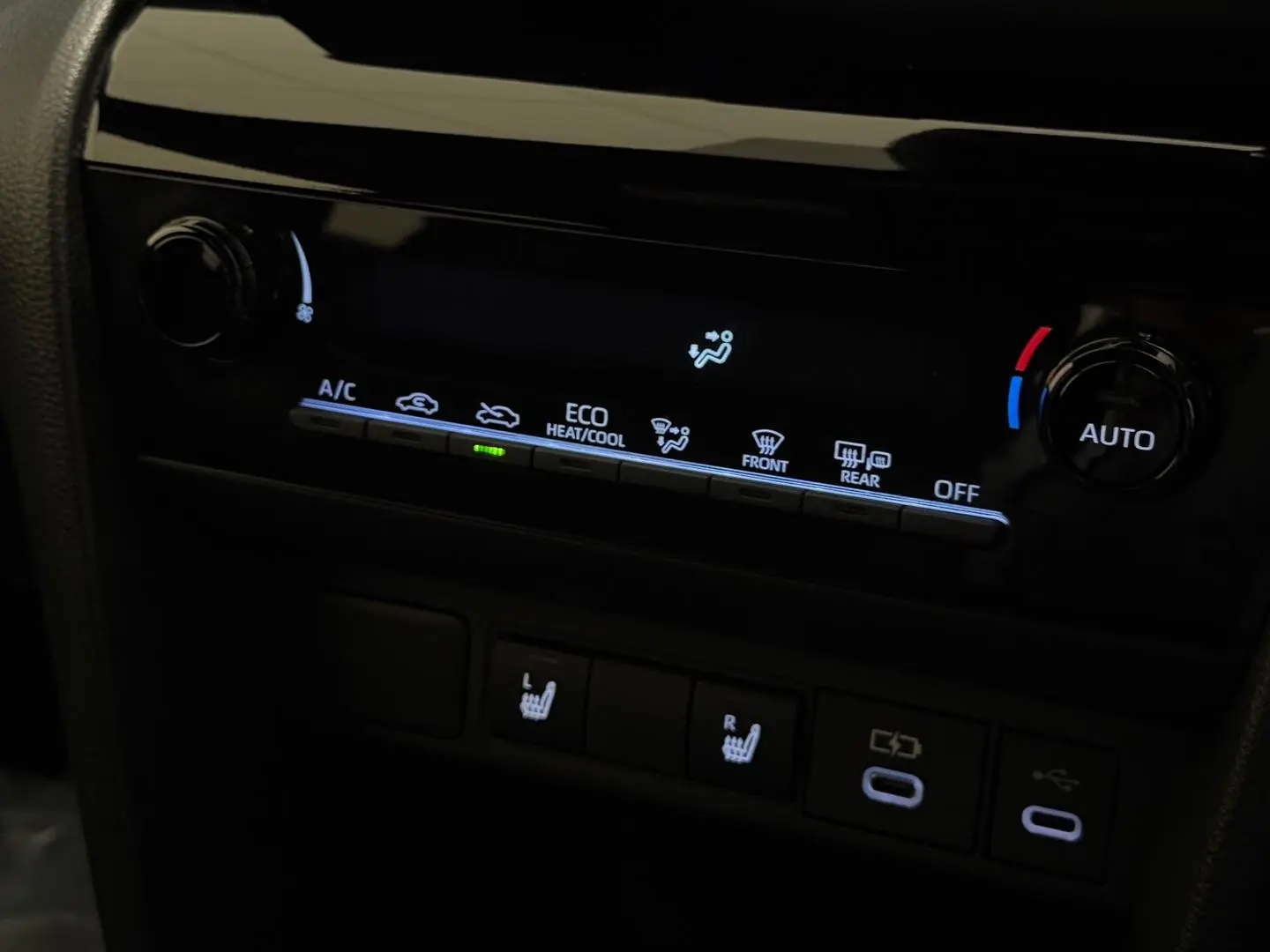 2024 Toyota Yaris Cross Gallery Image 19