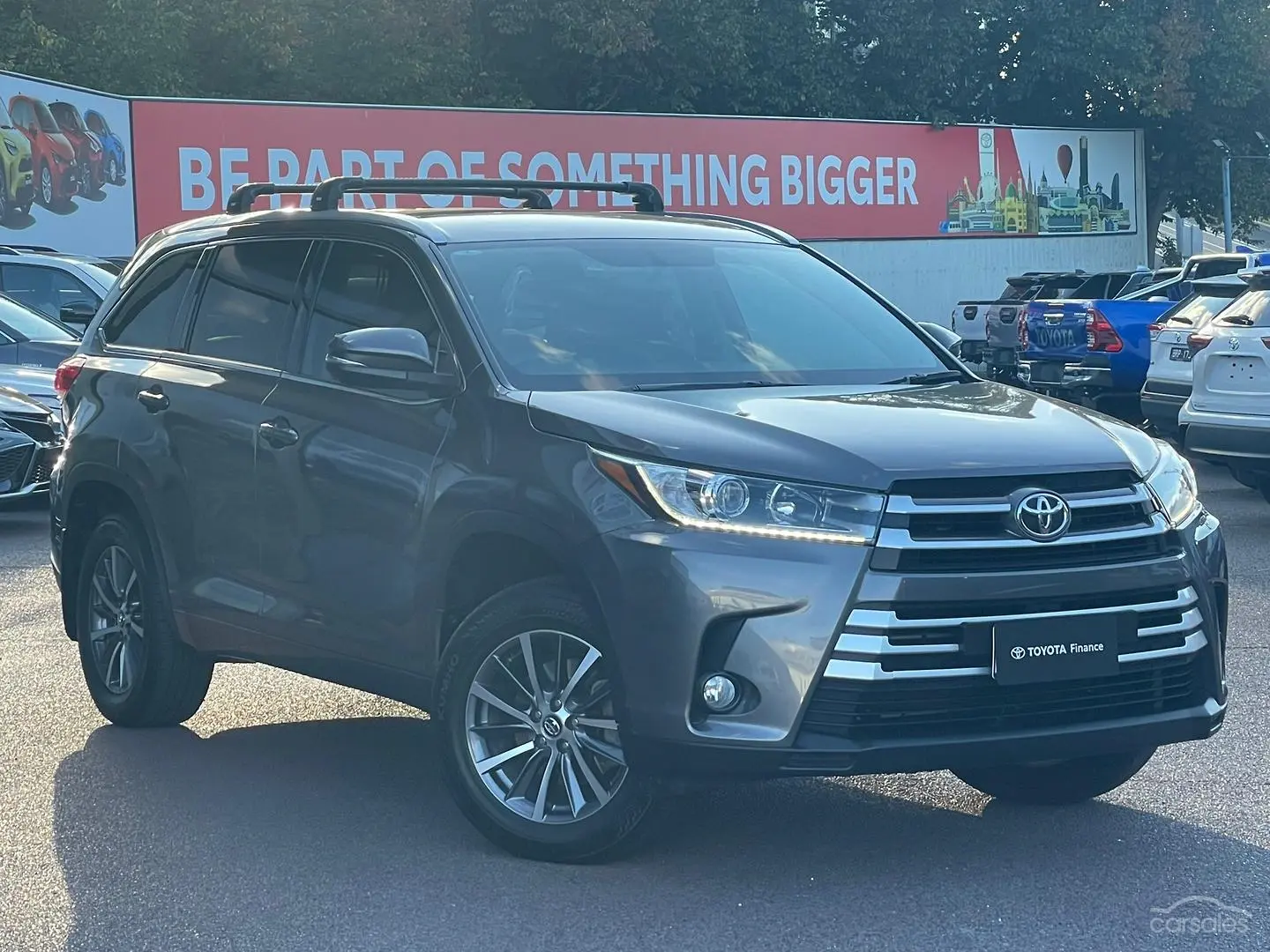 2017 Toyota Kluger Image 1