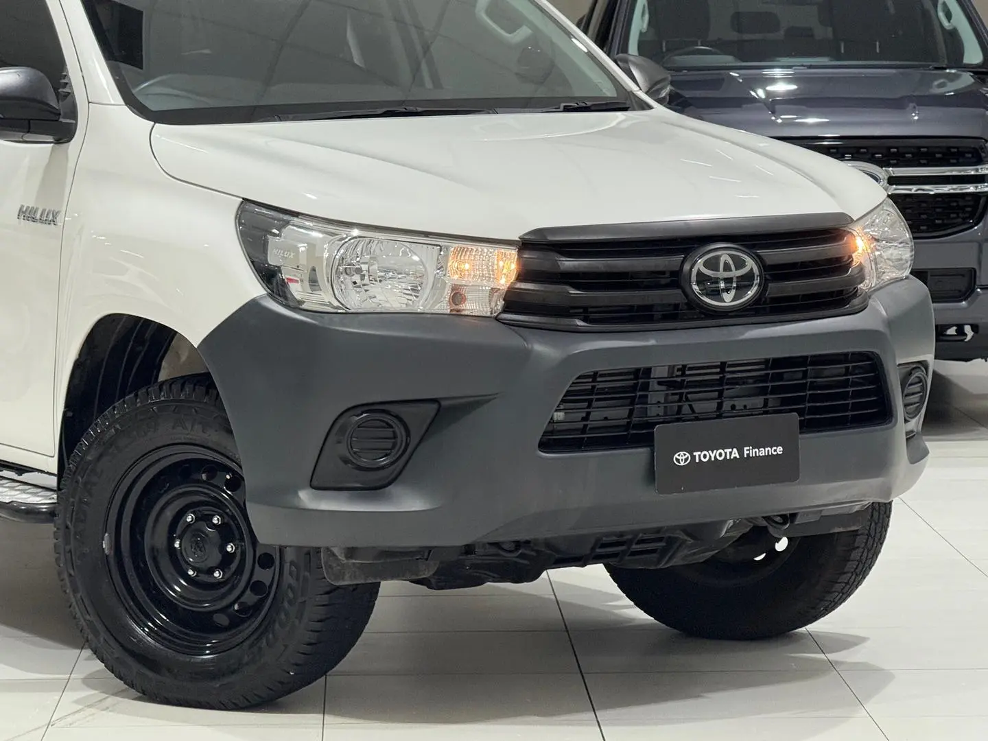 2020 Toyota Hilux Gallery Image 3