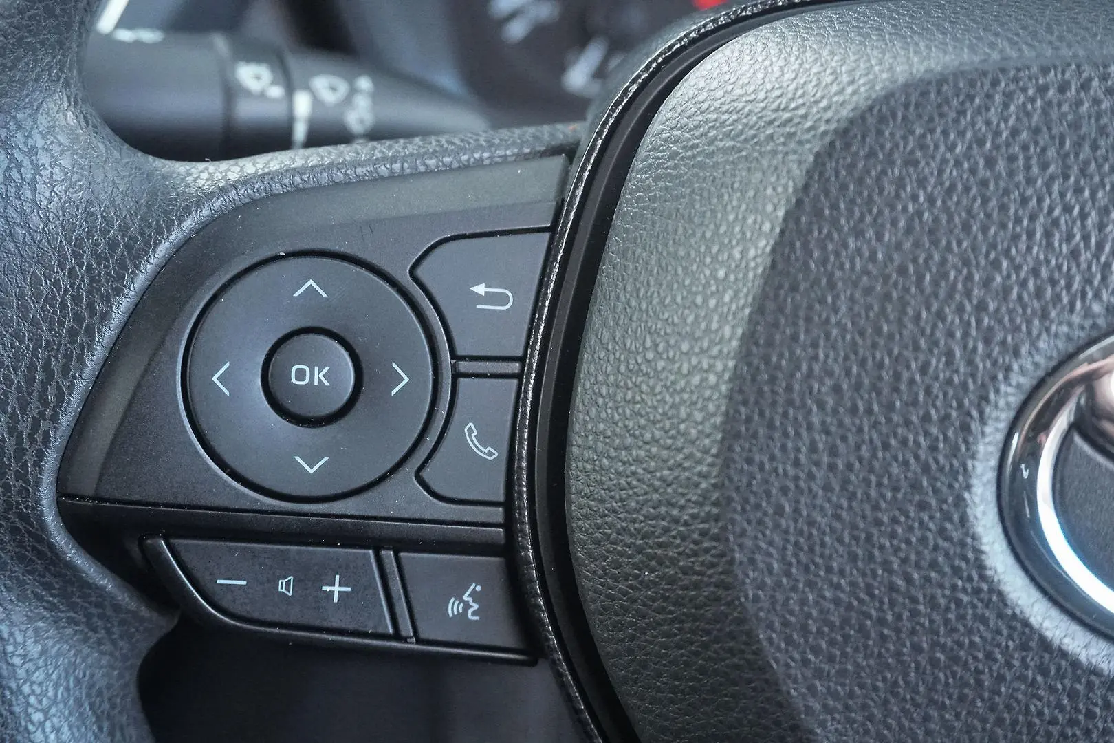 2020 Toyota Corolla Gallery Image 9