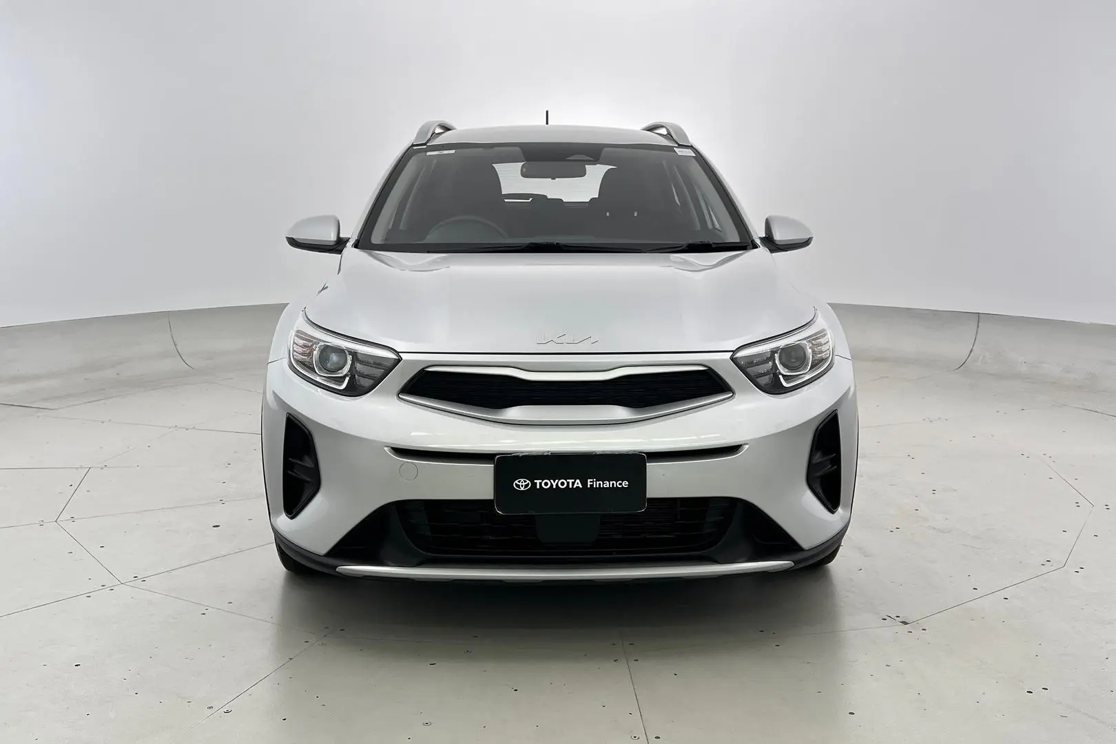 2023 Kia Stonic Gallery Image 6