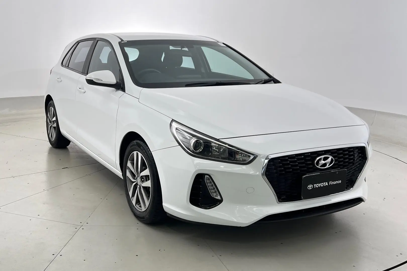 2020 Hyundai i30 Gallery Image 1