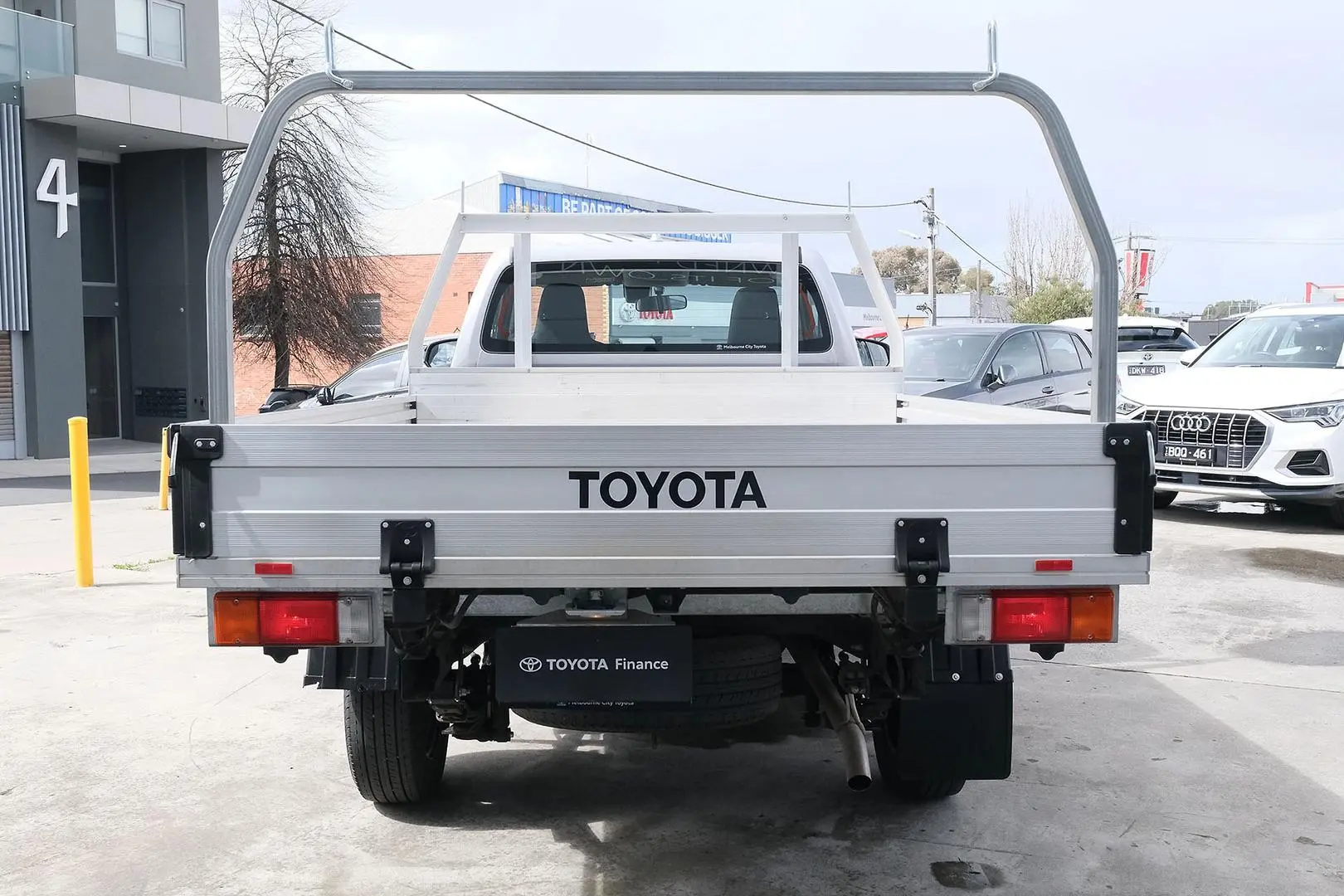 2024 Toyota Hilux Gallery Image 4