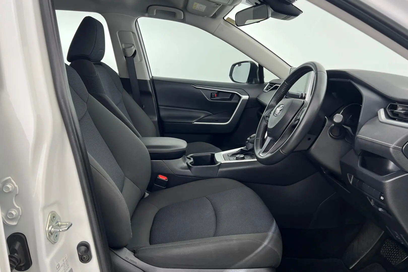 2023 Toyota RAV4 Gallery Image 11