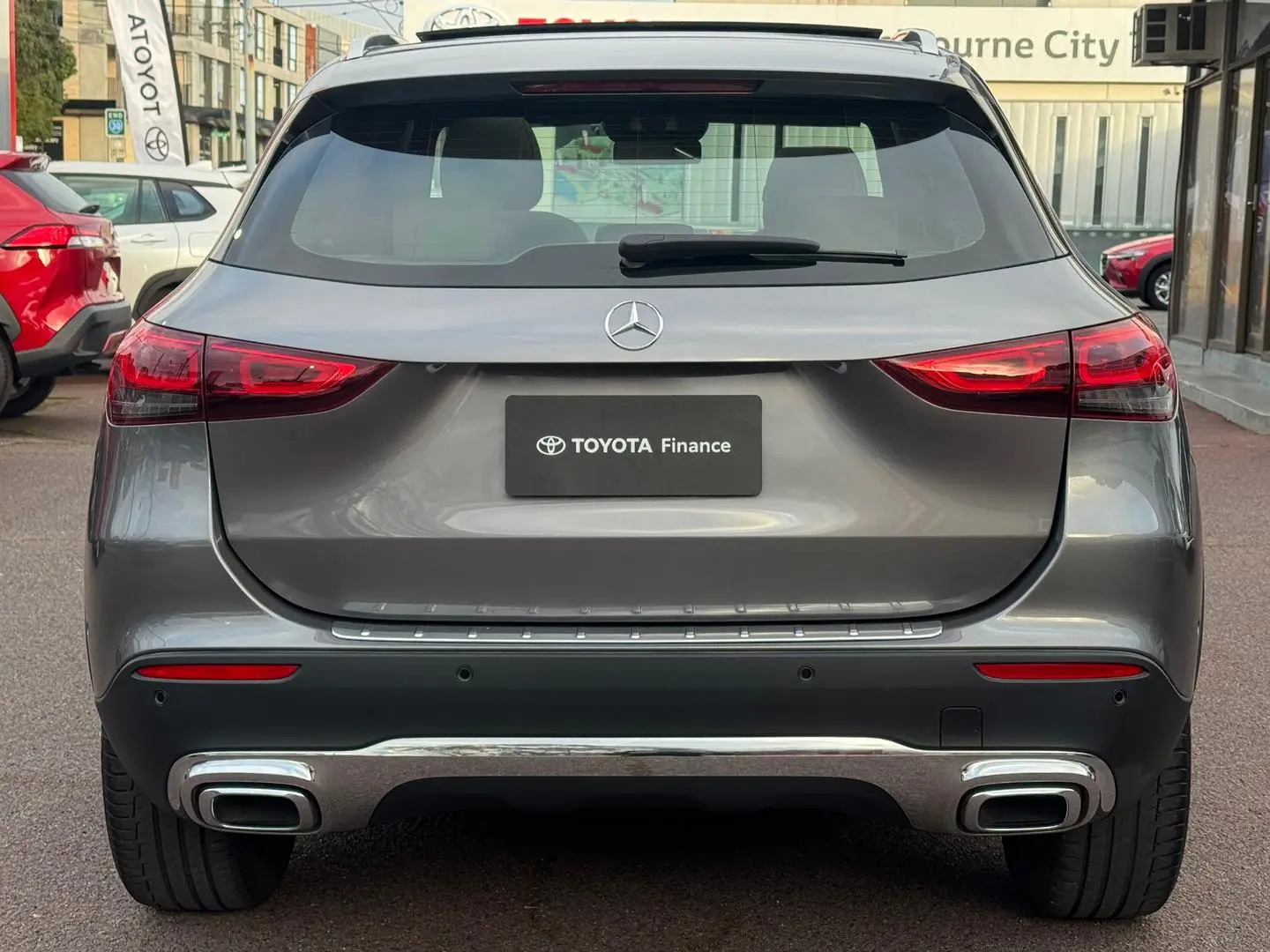 2021 Mercedes-Benz GLA-Class Gallery Image 6