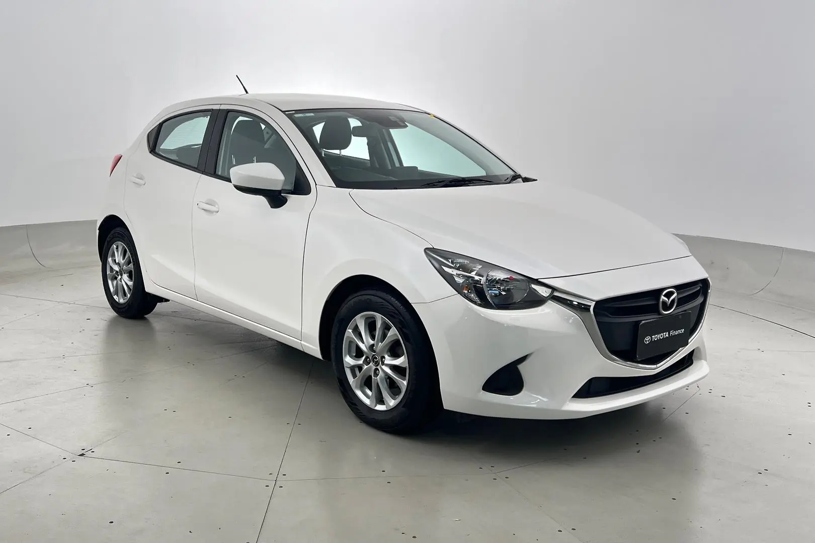 2019 Mazda 2 Gallery Image 1