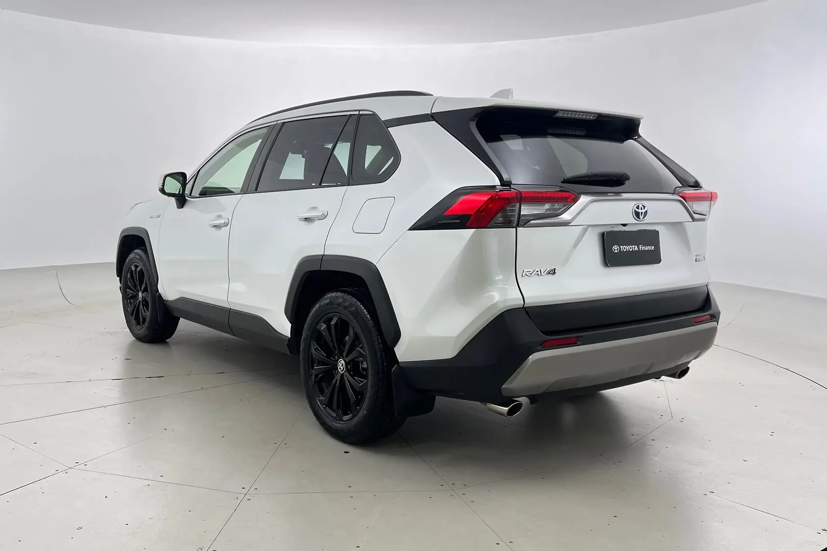 2024 Toyota RAV4 Gallery Image 9