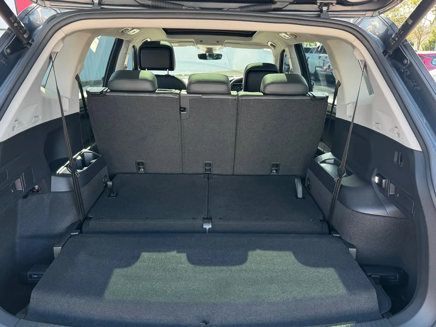 2023 Volkswagen Tiguan Gallery Image 28