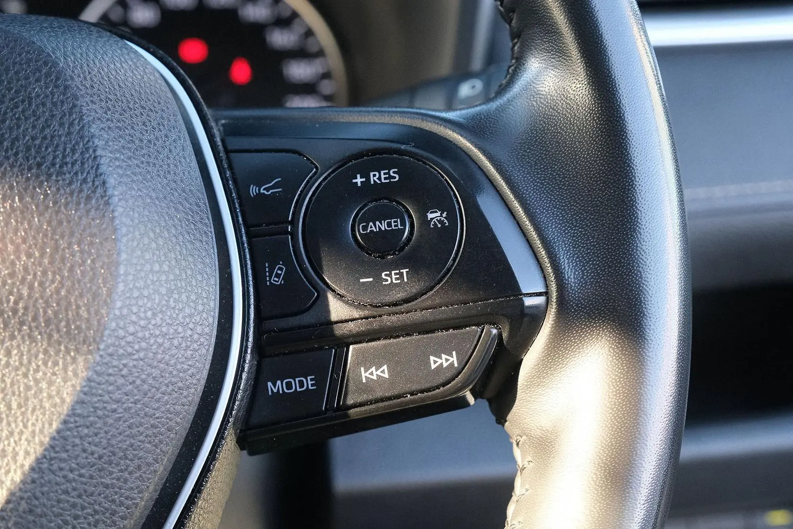2022 Toyota RAV4 Gallery Image 14