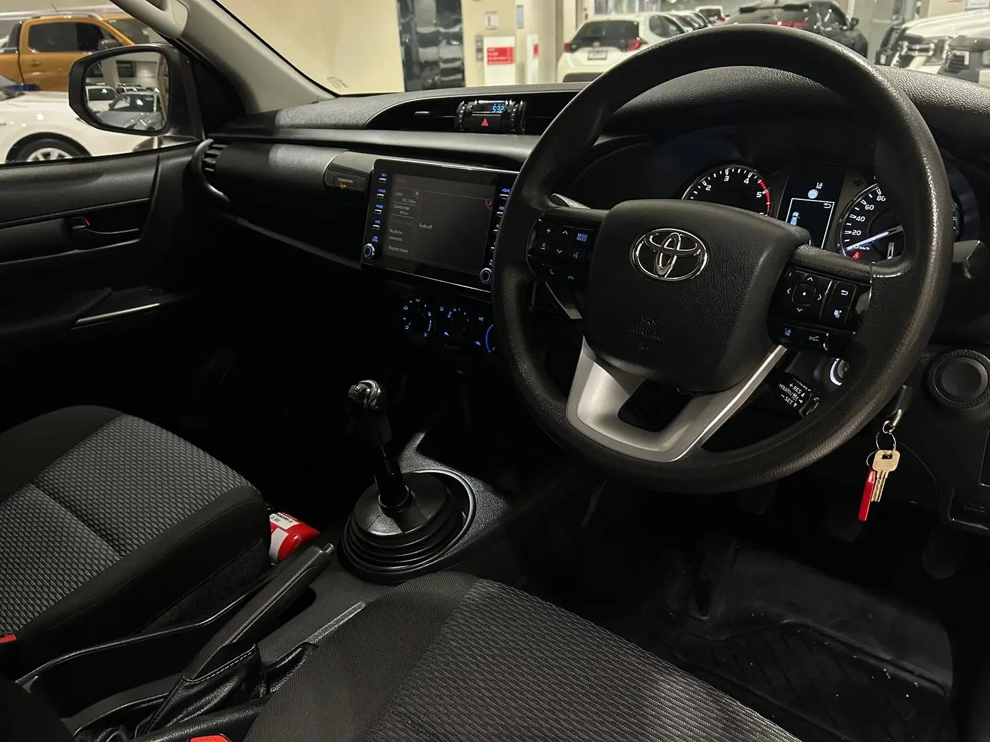 2020 Toyota Hilux Gallery Image 12