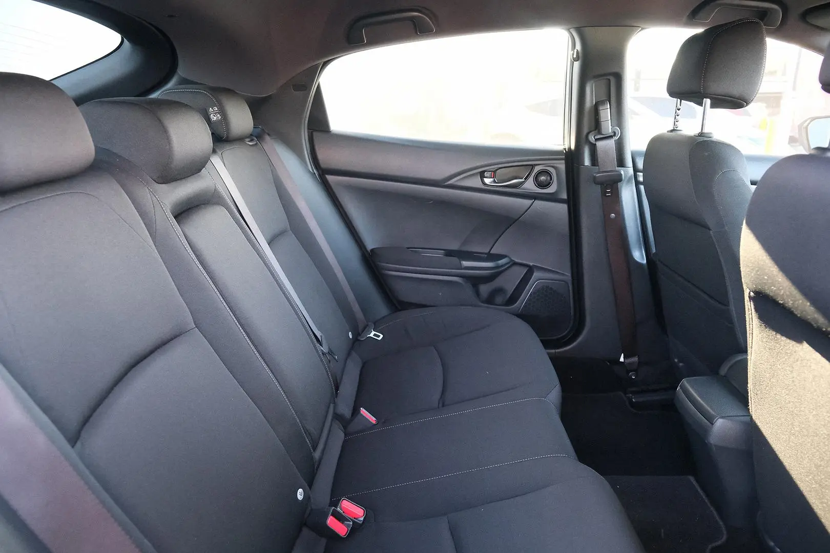 2019 Honda Civic Gallery Image 11