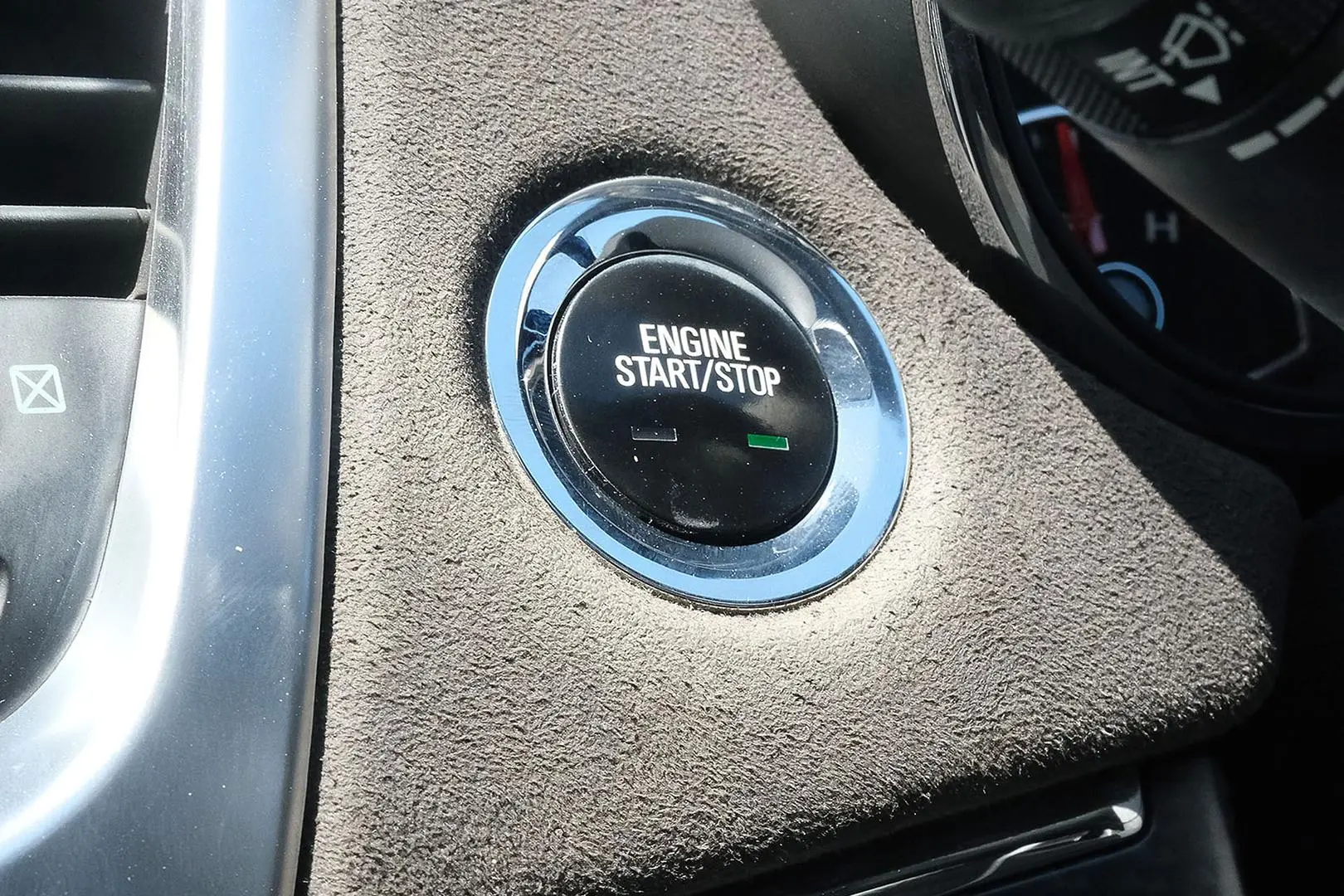 2015 Holden Commodore Gallery Image 19