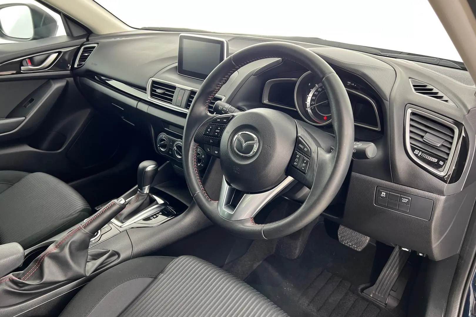 2015 Mazda 3 Gallery Image 3