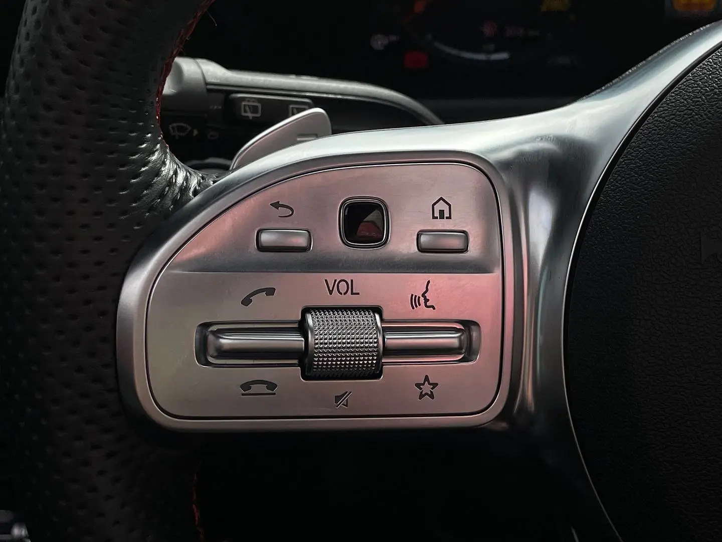 2022 Mercedes-Benz A-Class Gallery Image 21