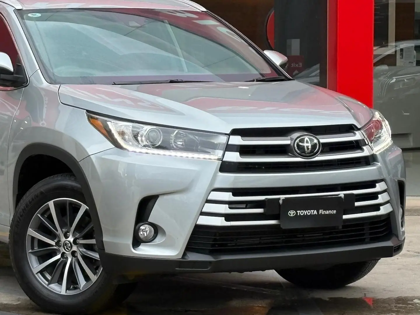 2019 Toyota Kluger Gallery Image 3