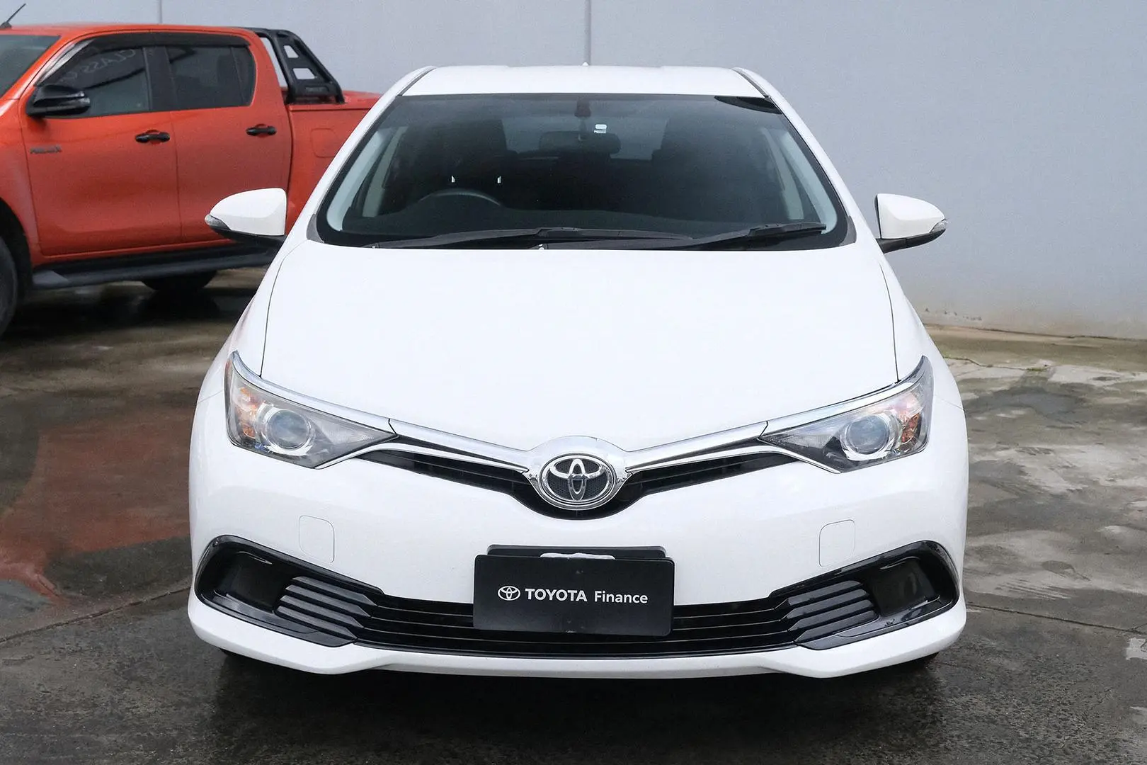 2016 Toyota Corolla Gallery Image 3
