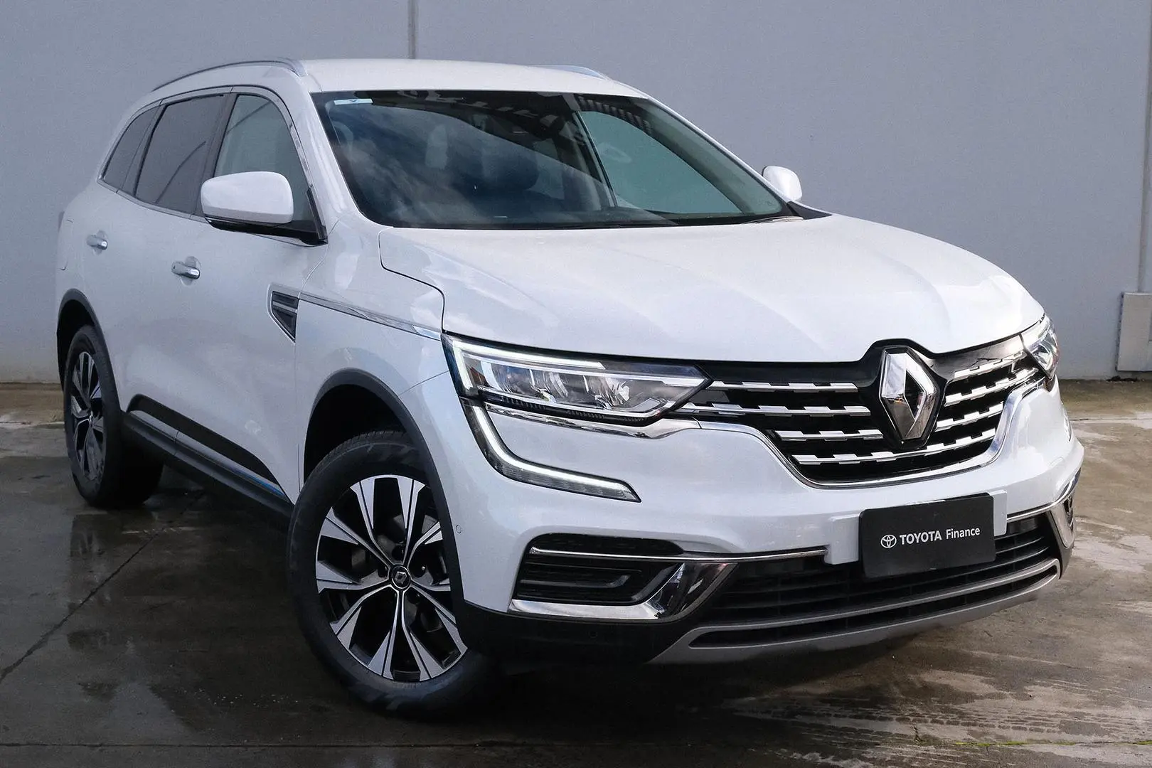 2023 Renault Koleos Gallery Image 1