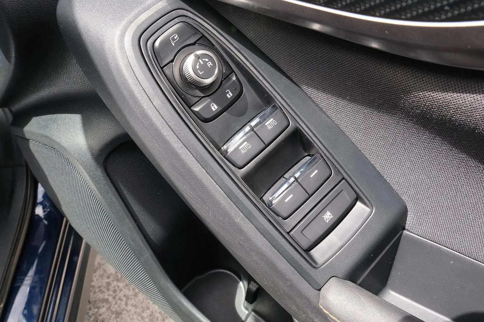 2020 Subaru XV Gallery Image 12