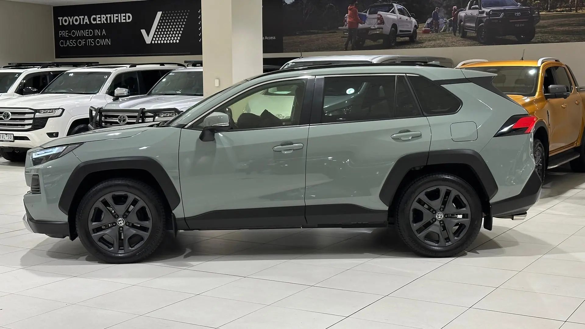 2024 Toyota RAV4 Gallery Image 6