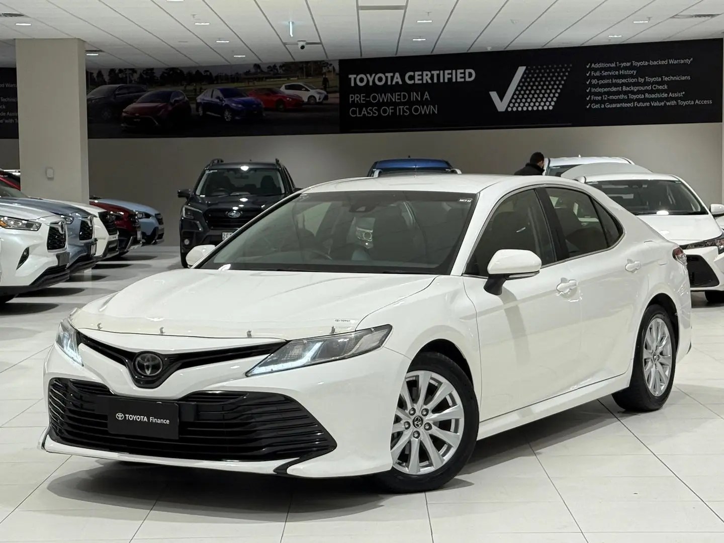 2018 Toyota Camry Gallery Image 5