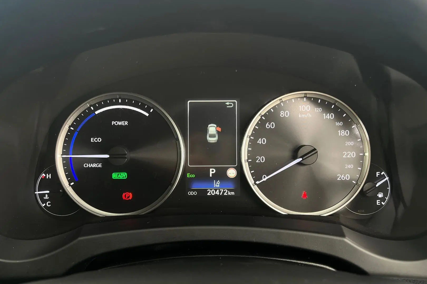 2020 Lexus IS Gallery Image 16