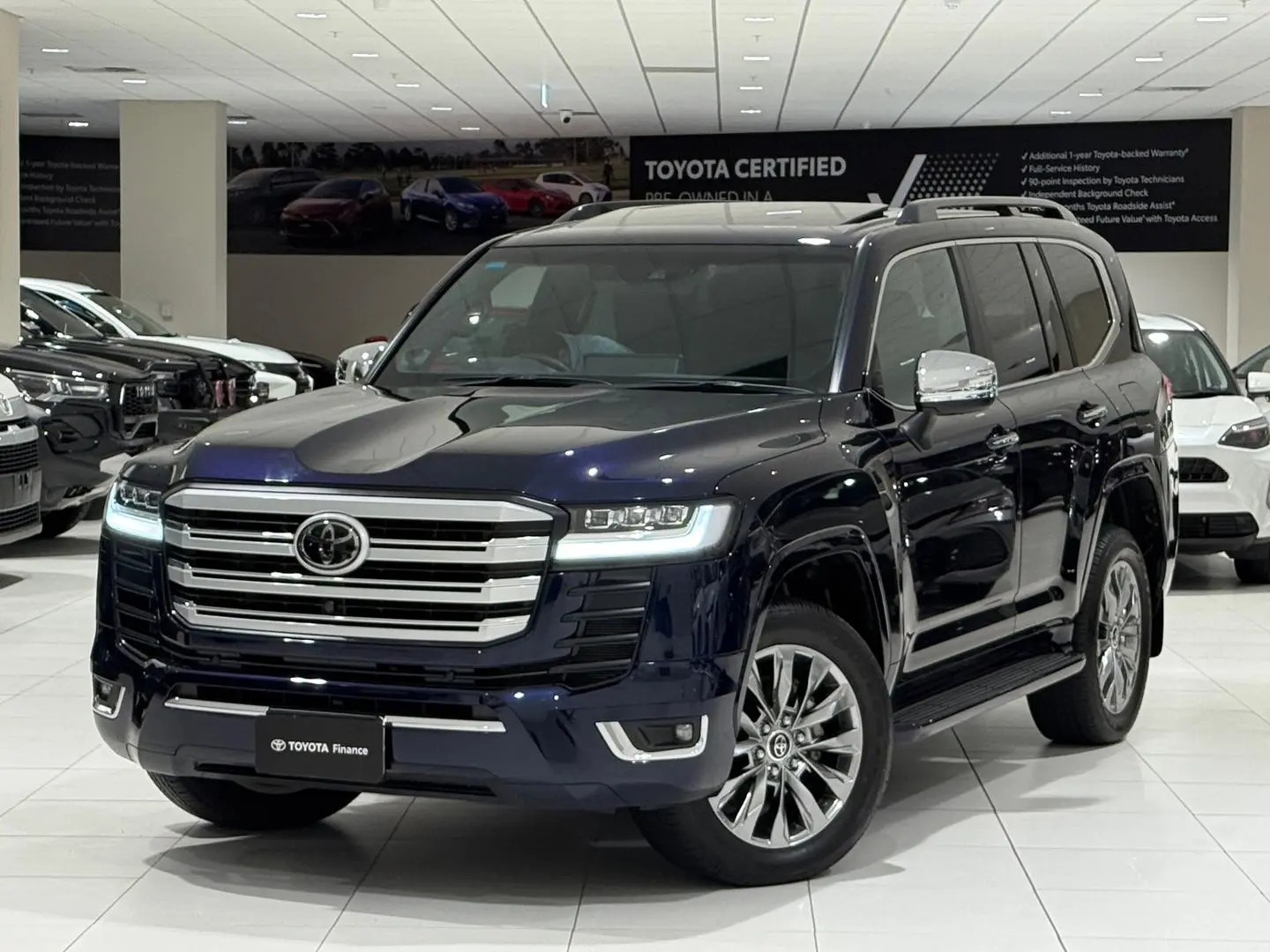 2024 Toyota Landcruiser Gallery Image 5