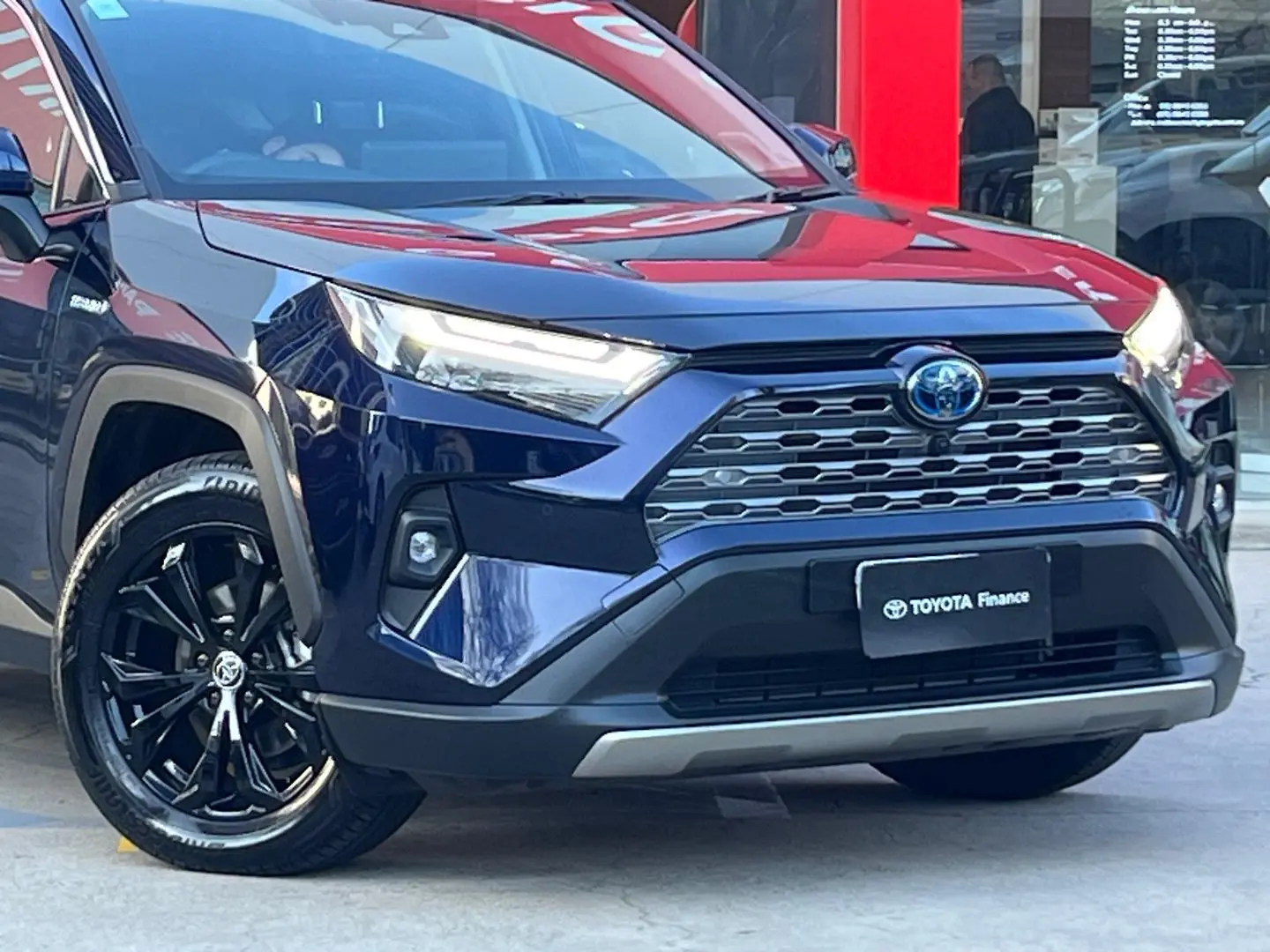 2024 Toyota RAV4 Gallery Image 2