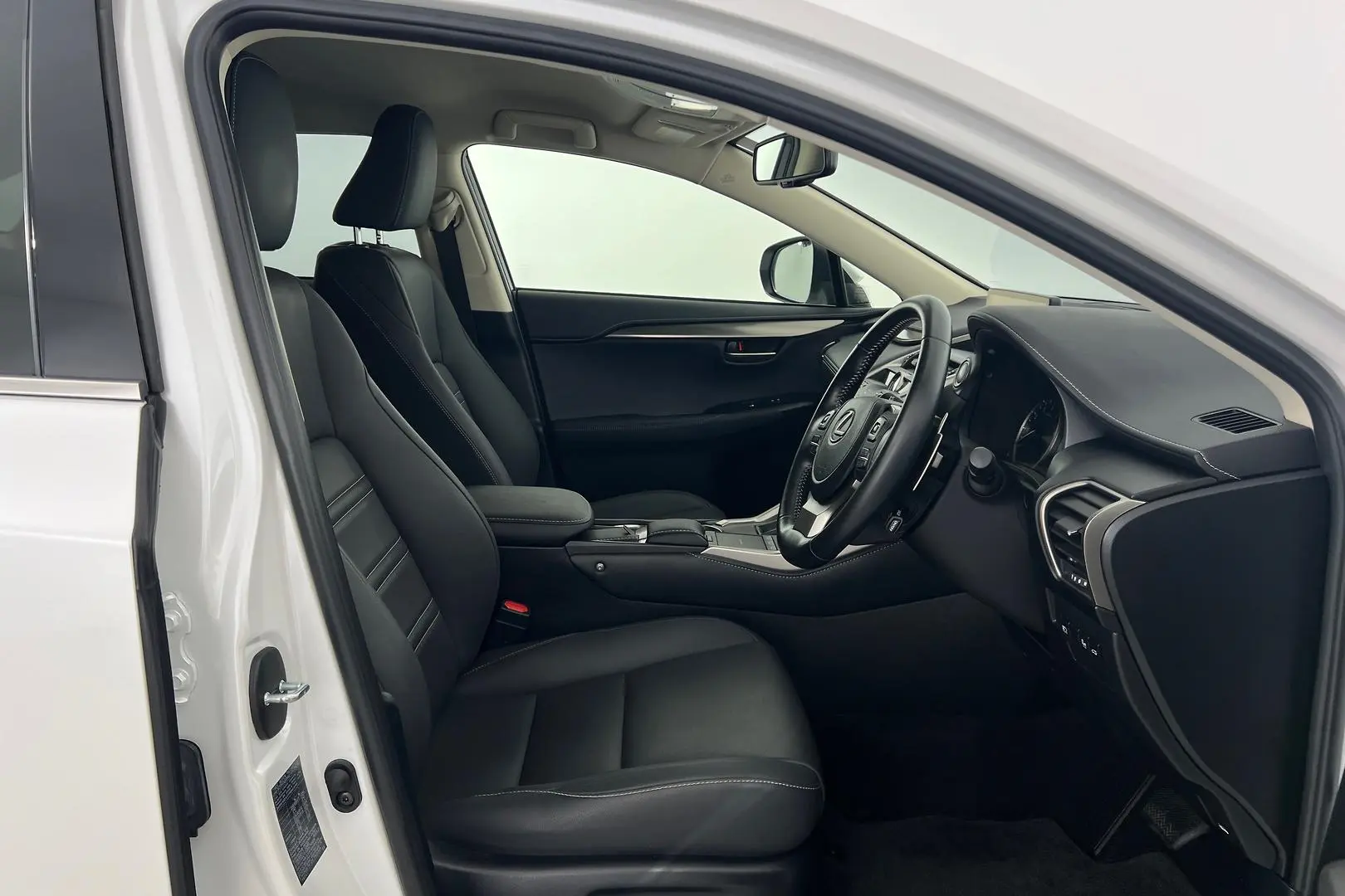 2020 Lexus NX Gallery Image 14