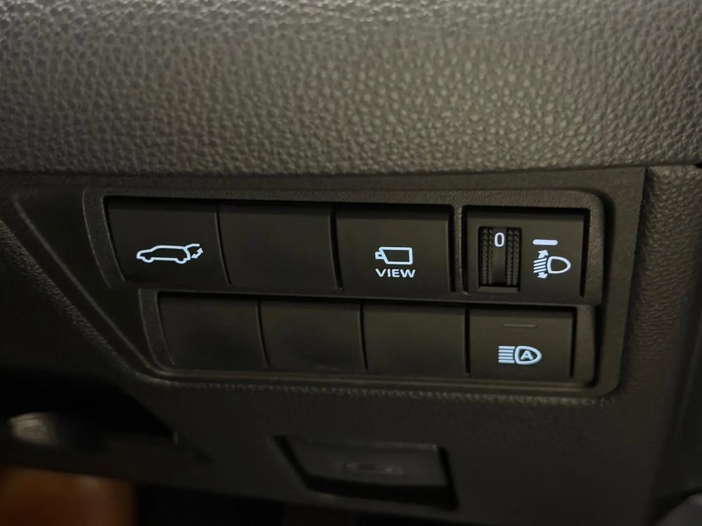 2024 Toyota Yaris Cross Gallery Image 25