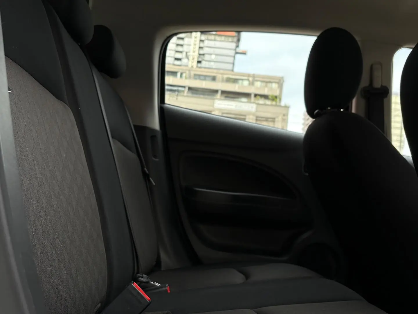 2020 Mitsubishi Mirage Gallery Image 13