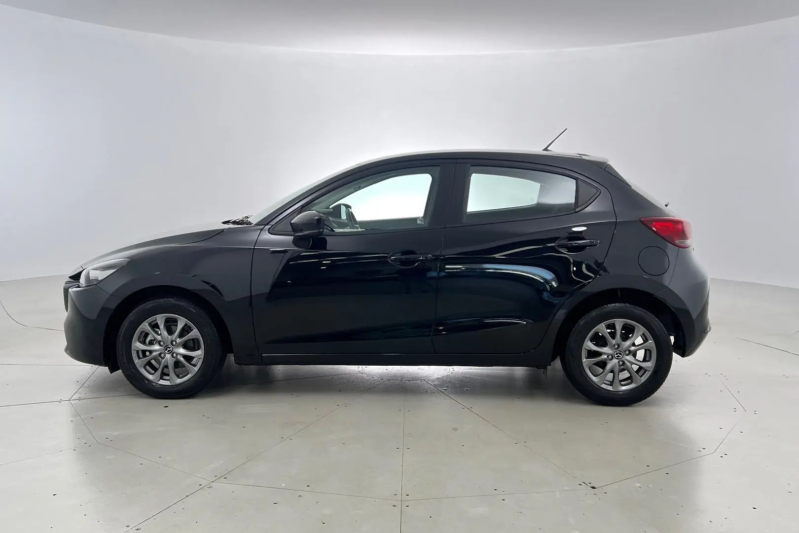 2024 Mazda 2 Gallery Image 7