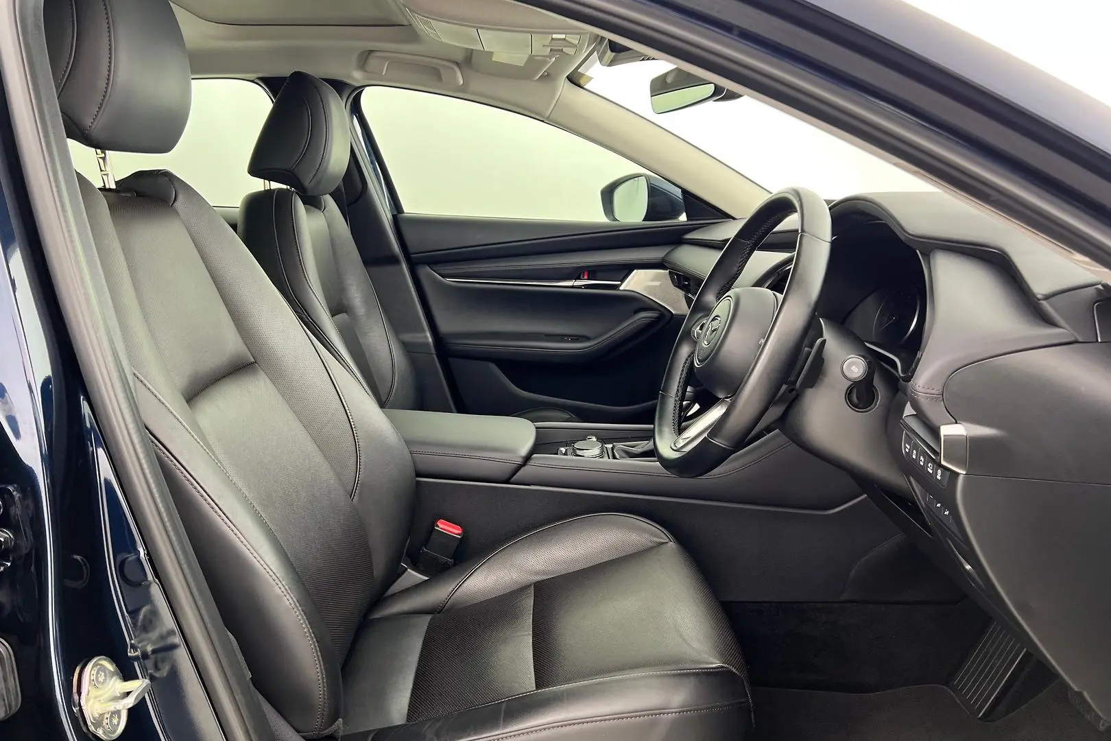 2021 Mazda 3 Gallery Image 11