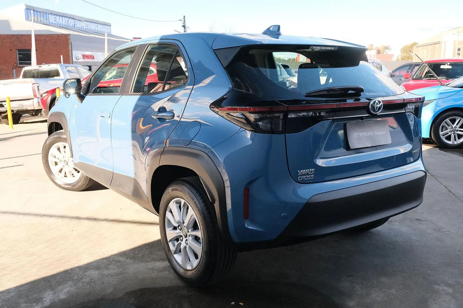 2021 Toyota Yaris Cross Gallery Image 2