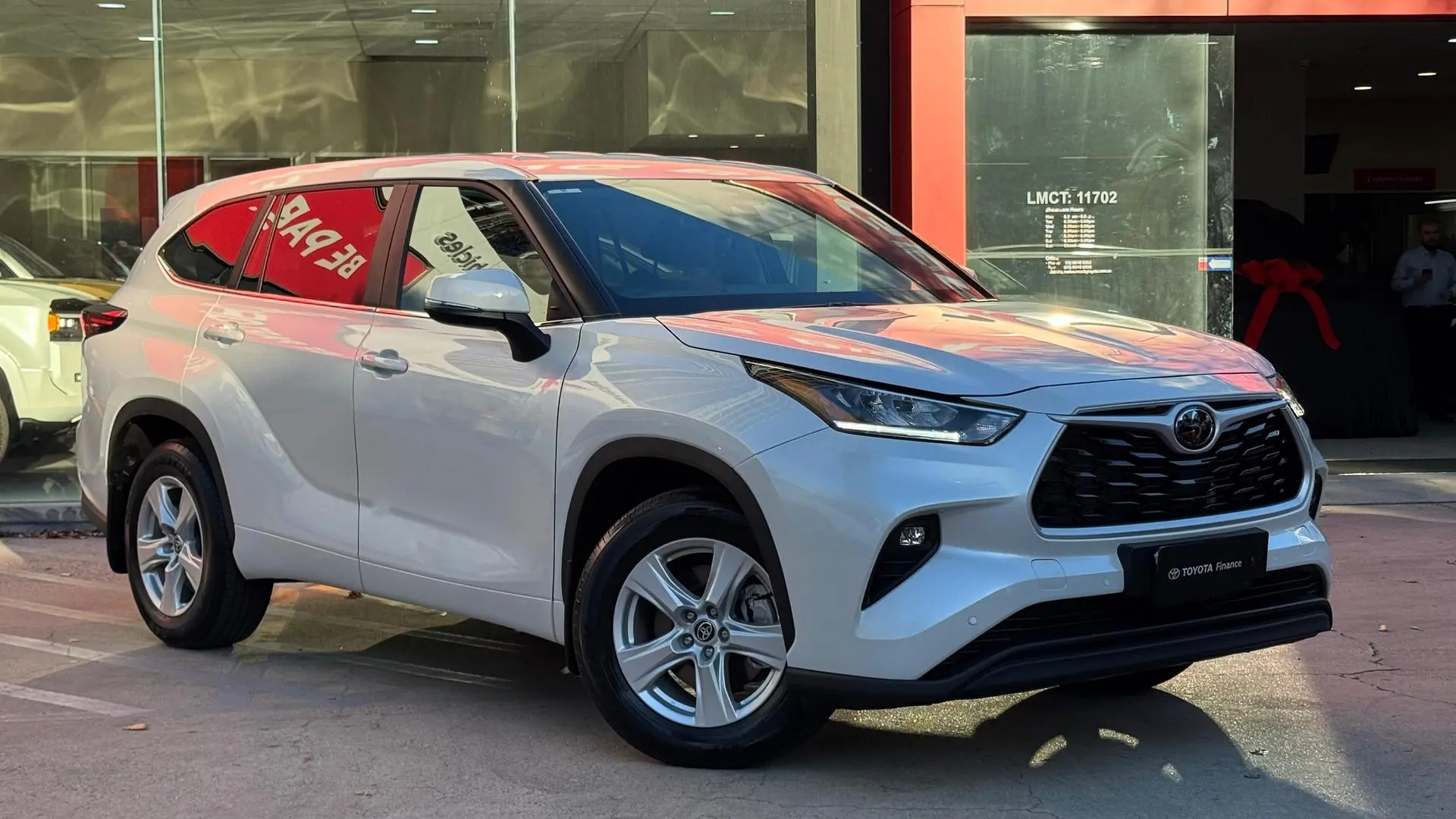2024 Toyota Kluger Gallery Image 1