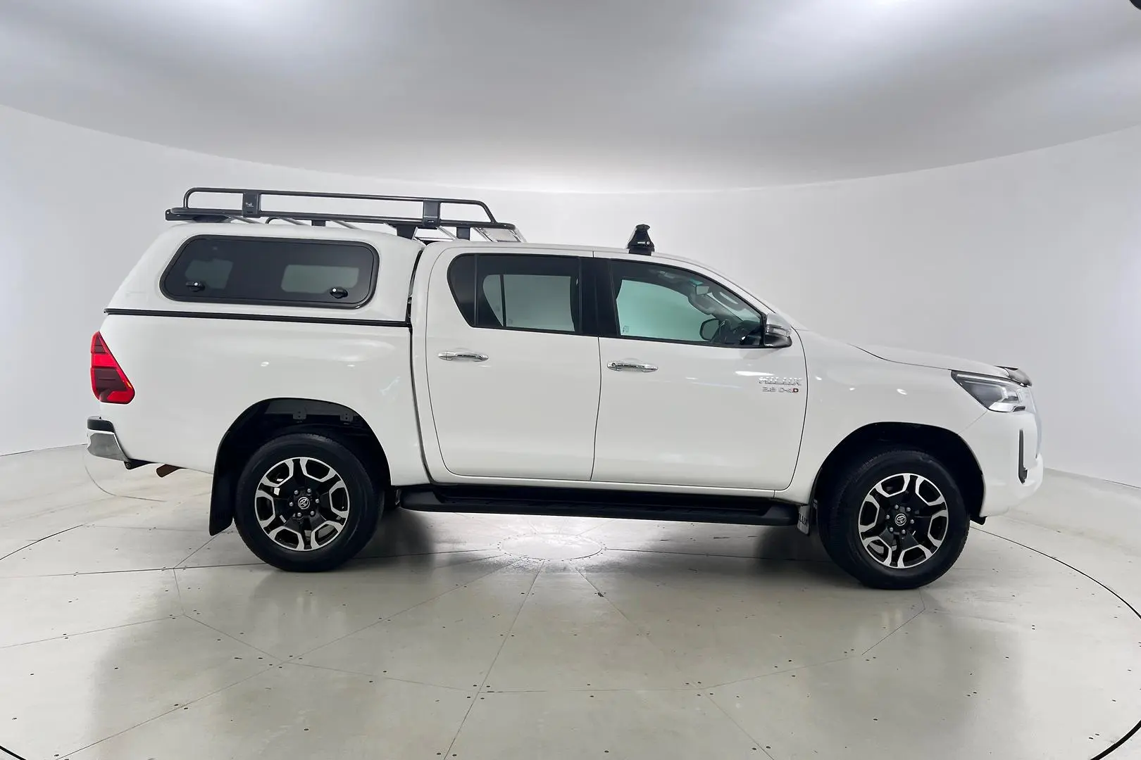 2022 Toyota Hilux Gallery Image 4
