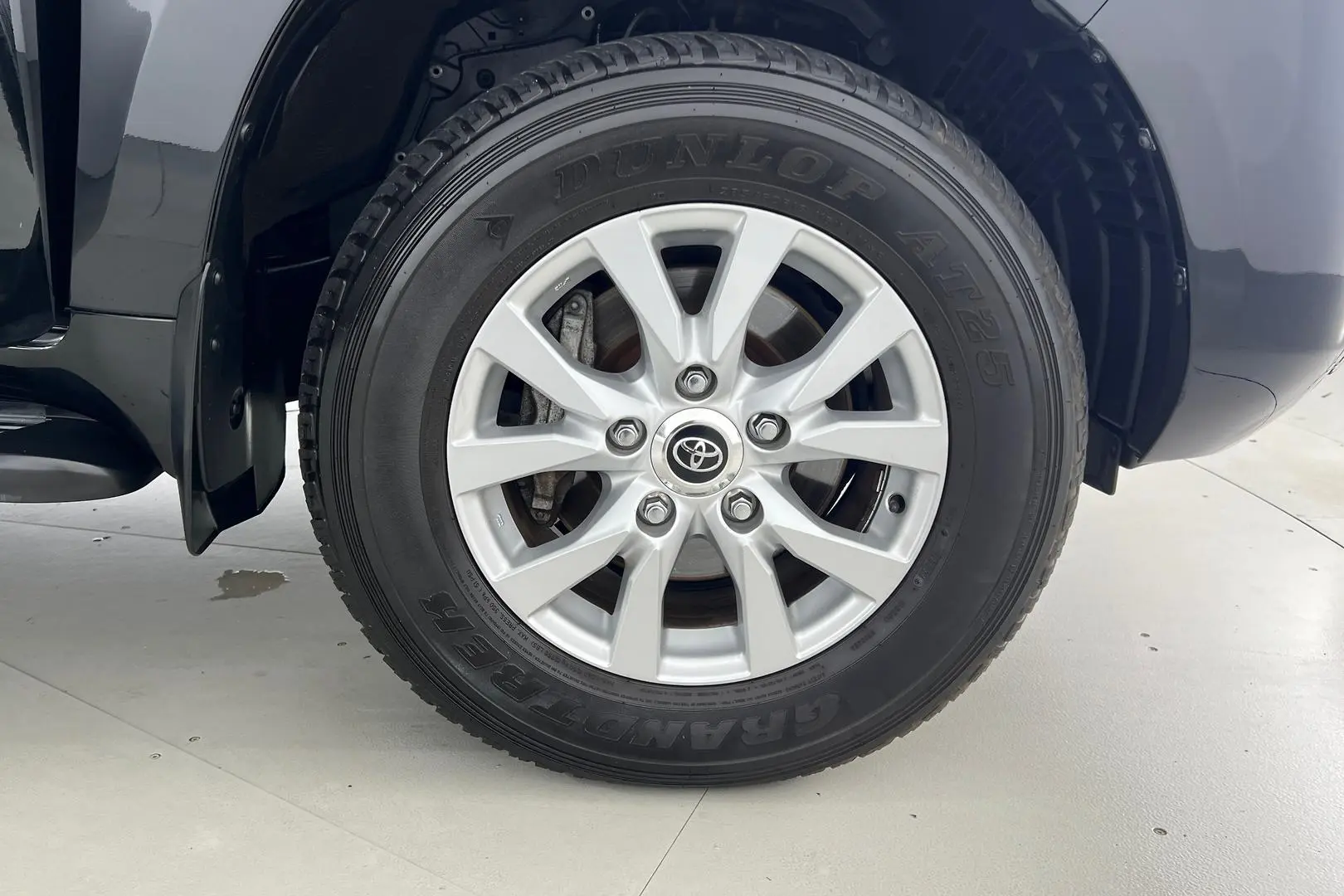 2019 Toyota Landcruiser Gallery Image 22