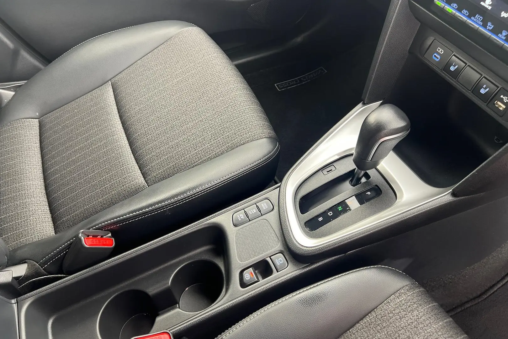 2023 Toyota Yaris Cross Gallery Image 16