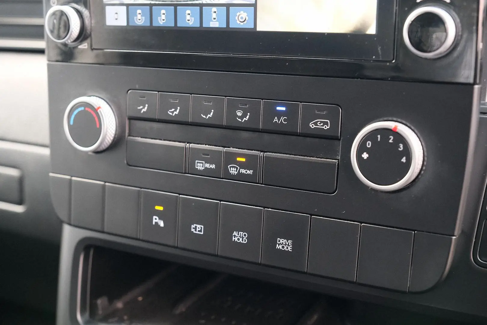 2021 Hyundai STARIA LOAD Gallery Image 21