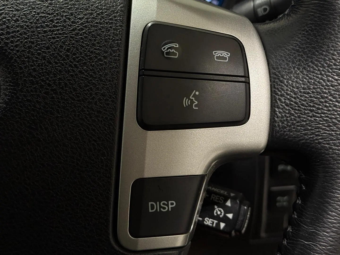 2013 Toyota Landcruiser Gallery Image 30
